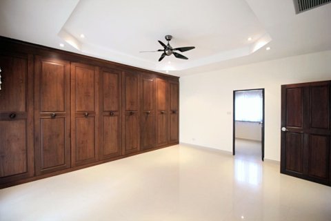 Villa à Hua Hin, Thaïlande 4 chambres № 168359 - photo 15