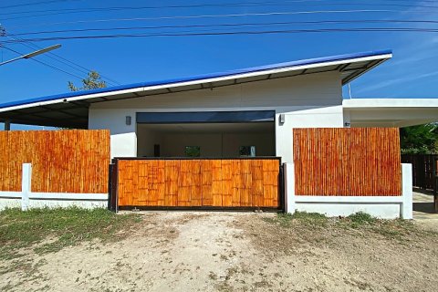 Villa in Pran Buri, Thailand 5 bedrooms № 168392 - photo 18