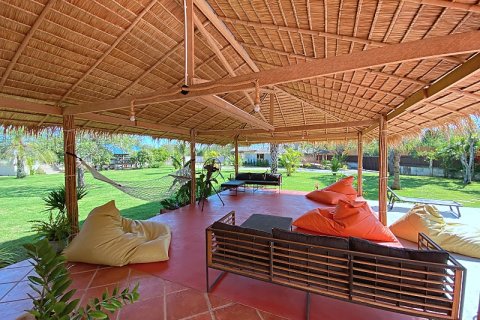 Villa in Pran Buri, Thailand 5 bedrooms № 168392 - photo 14