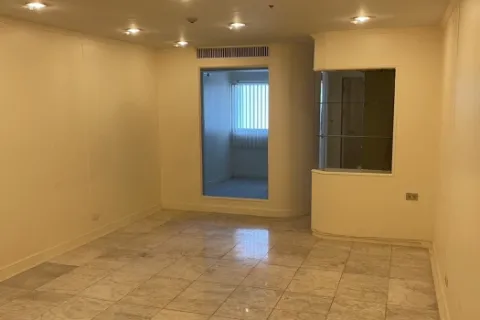 Estudio en el condominio en Bang Rak, Bangkok, Tailandia № 219272