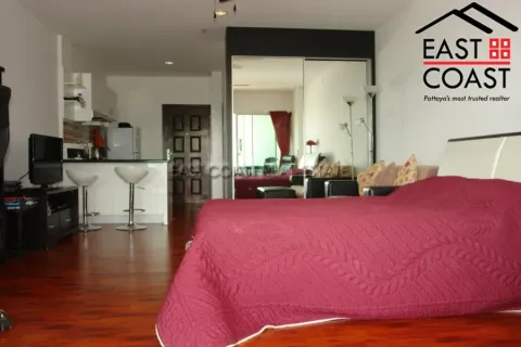 Estudio en el condominio en Jomtien Beach, Pattaya, Tailandia № 212992 - foto 2