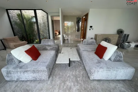 Casa de 3 dormitorios en Pattaya, Tailandia № 212996 - foto 7
