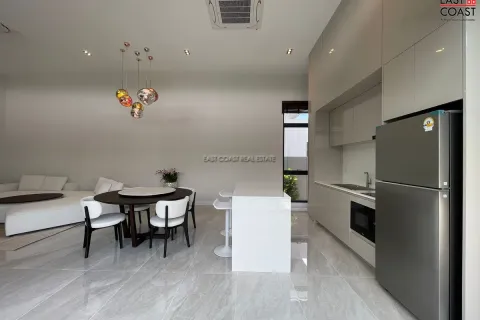 Casa de 3 dormitorios en Pattaya, Tailandia № 212996 - foto 6