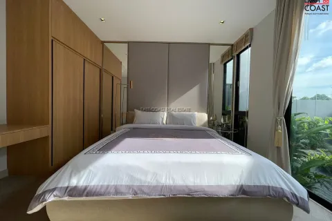 Casa de 3 dormitorios en Pattaya, Tailandia № 212996 - foto 4