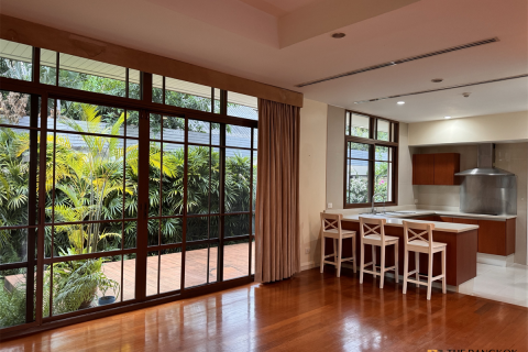 House in Bangkok, Thailand 4 bedrooms № 190246 - photo 9