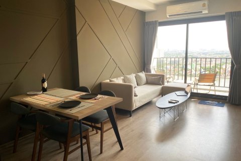 Condo in Bang Sue, Bangkok, Thailand, 2 bedrooms  № 167370