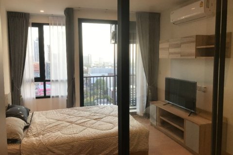 Studio in the Condo in Watthana, Bangkok, Thailand  № 167368 - photo 7