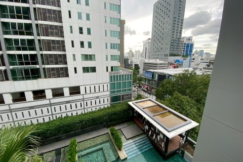 Studio in the Condo in Watthana, Bangkok, Thailand  № 167366 - photo 4