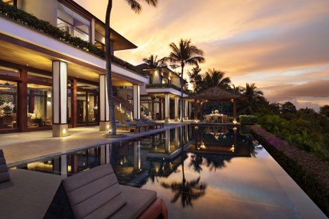 Villa in Kathu, Thailand 5 bedrooms № 146286 - photo 1