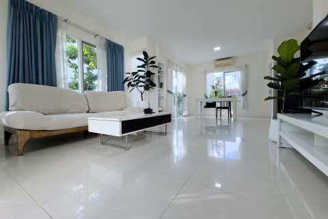 Maison à San Sai, Thaïlande 3 chambres № 145947 - photo 5