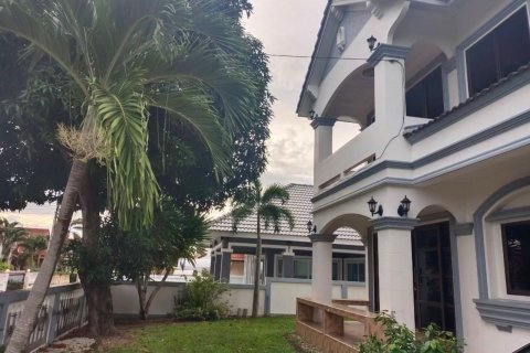 Дом в Паттайе, Таиланд с 4 спальнями  № 136089 - фото 8