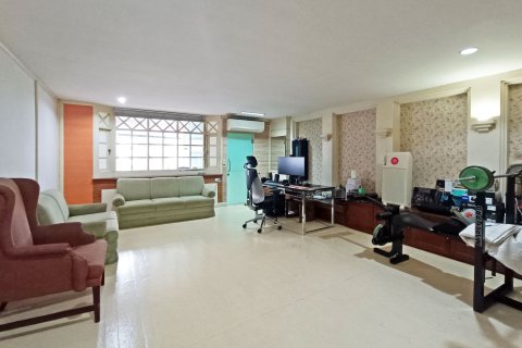 Duplex à Khlong Toei, Bangkok, Thaïlande 4 chambres № 170828 - photo 6