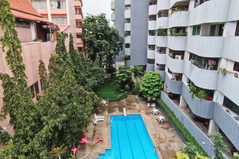 Duplex à Khlong Toei, Bangkok, Thaïlande 4 chambres № 170828 - photo 10