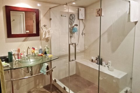 Duplex à Khlong Toei, Bangkok, Thaïlande 4 chambres № 170828 - photo 17