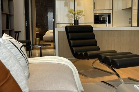 Condo in Watthana, Bangkok, Thailand, 2 bedrooms  № 133875 - photo 2