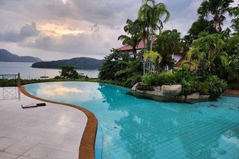 Вилла в Вичите, Таиланд с 6 спальнями  № 133880 - фото 27