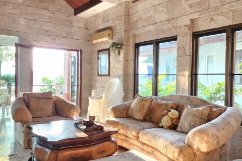 Вилла в Вичите, Таиланд с 6 спальнями  № 133880 - фото 6