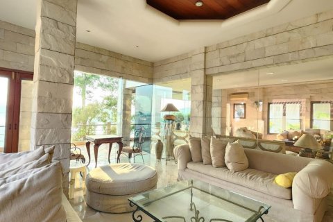 Вилла в Вичите, Таиланд с 6 спальнями  № 133880 - фото 2