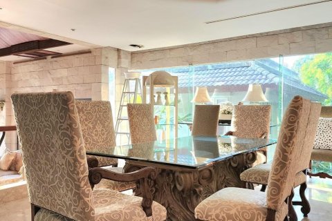 Вилла в Вичите, Таиланд с 6 спальнями  № 133880 - фото 3