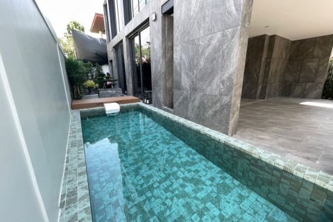 Вилла в Правете, Бангкок, Таиланд с 4 спальнями  № 133877 - фото 2