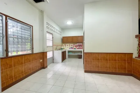 Adosado de 3 dormitorios en Pattaya, Tailandia № 211300 - foto 10