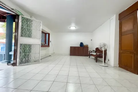 Adosado de 3 dormitorios en Pattaya, Tailandia № 211298 - foto 12