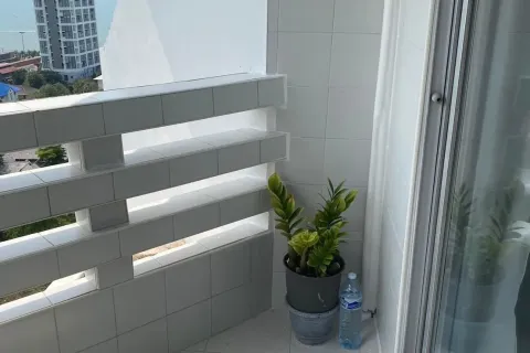 Estudio en el condominio en Jomtien Beach, Pattaya, Tailandia № 211299 - foto 16