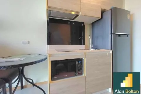 Estudio en el condominio en Jomtien Beach, Pattaya, Tailandia № 211296 - foto 10