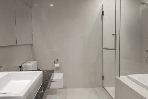 Condo in Bangkok, Thailand, 2 bedrooms  № 157495 - photo 6
