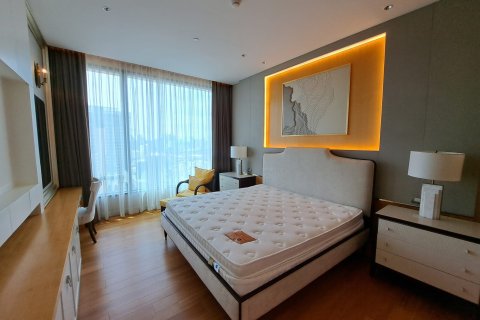 Condo in Bangkok, Thailand, 2 bedrooms  № 157493 - photo 9