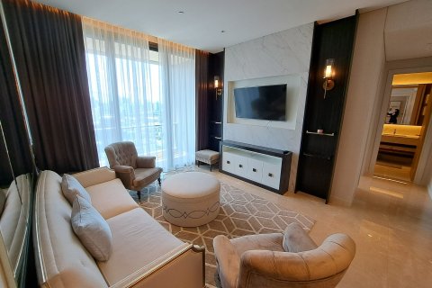 Condo in Bangkok, Thailand, 2 bedrooms  № 157493 - photo 12