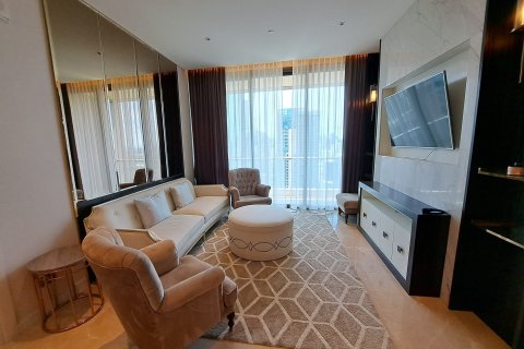 Condo in Bangkok, Thailand, 2 bedrooms  № 157493 - photo 16