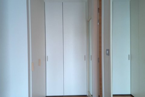 Condo in Bangkok, Thailand, 2 bedrooms  № 157496 - photo 3