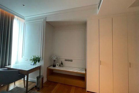 Condo in Bangkok, Thailand, 2 bedrooms  № 157494 - photo 3