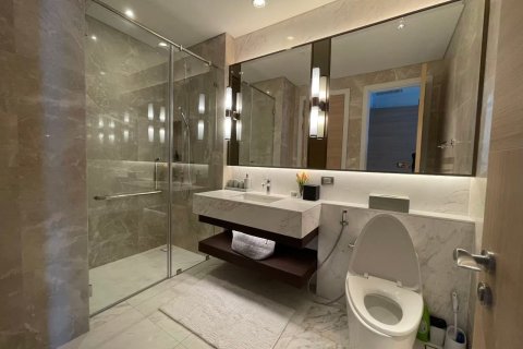 Condo in Bangkok, Thailand, 2 bedrooms  № 157494 - photo 2