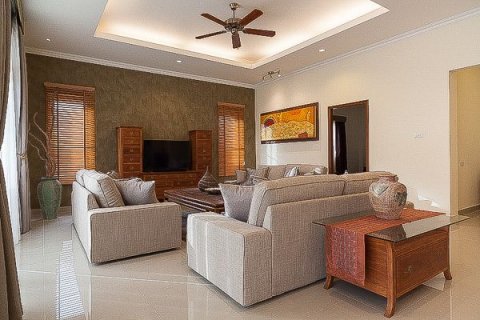 Villa à Pattaya, Thaïlande 15 chambres № 135855 - photo 14