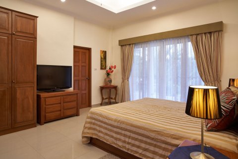 Villa à Pattaya, Thaïlande 15 chambres № 135855 - photo 6