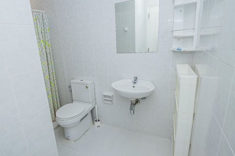 Condo in Phuket, Thailand, 2 bedrooms № 157109 - photo 11