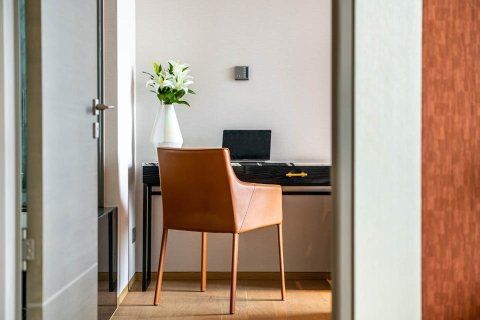 Condo à Sathon, Bangkok, Thaïlande, 1 chambre  № 200882 - photo 25