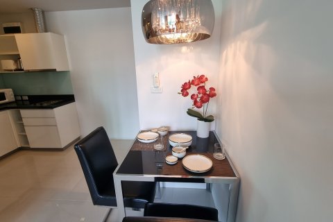 Condo in Bangkok, Thailand, 1 bedroom № 200880 - photo 5