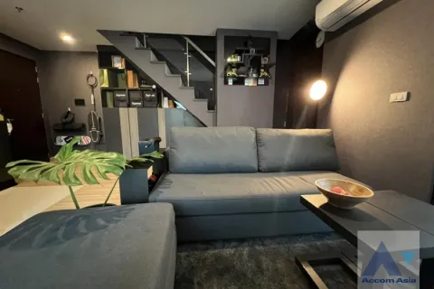 Duplex in Sathon, Bangkok, Thailand 1 Schlafzimmer № 219638 - Foto 2