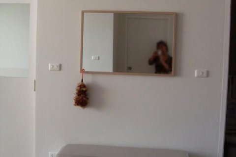 Studio dans le Condo à Khlong Toei, Bangkok, Thaïlande  № 149118 - photo 4