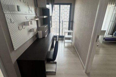 Кондоминиум с 2 спальнями в Пхая Тая, Бангкок, Таиланд № 149116 - фото 2