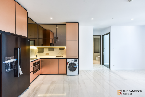 Condo in Bangkok, Thailand, 3 bedrooms  № 189919 - photo 1