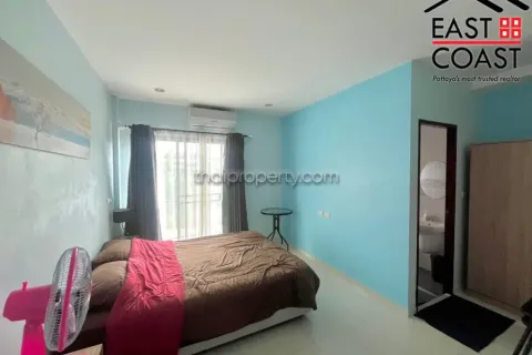 Casa de 4 dormitorios en Pattaya, Tailandia № 212271 - foto 9