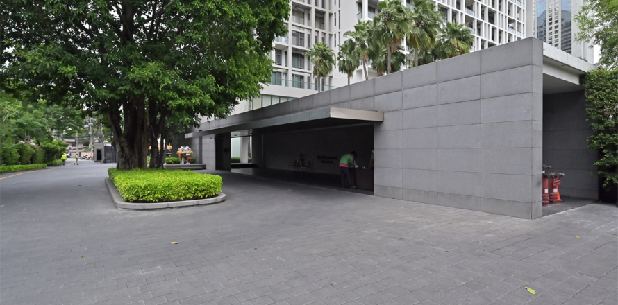 Condo in Bangkok, Thailand, 3 bedrooms № 202018