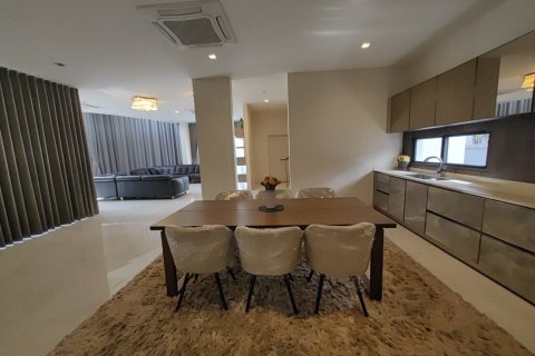 House in Saphan Sung, Bangkok, Thailand 5 bedrooms № 148528 - photo 12