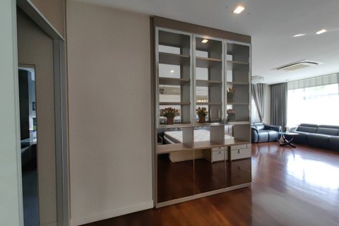 House in Saphan Sung, Bangkok, Thailand 5 bedrooms № 148528 - photo 20