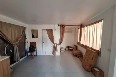 House in Hua Hin, Thailand 7 bedrooms № 149288 - photo 3