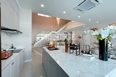 บ้านในพัทยา, ประเทศไทย 4 ห้องนอน № 198168 - รูปถ่าย 8